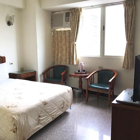 Chantai Hotel Хуалиен Сити Екстериор снимка