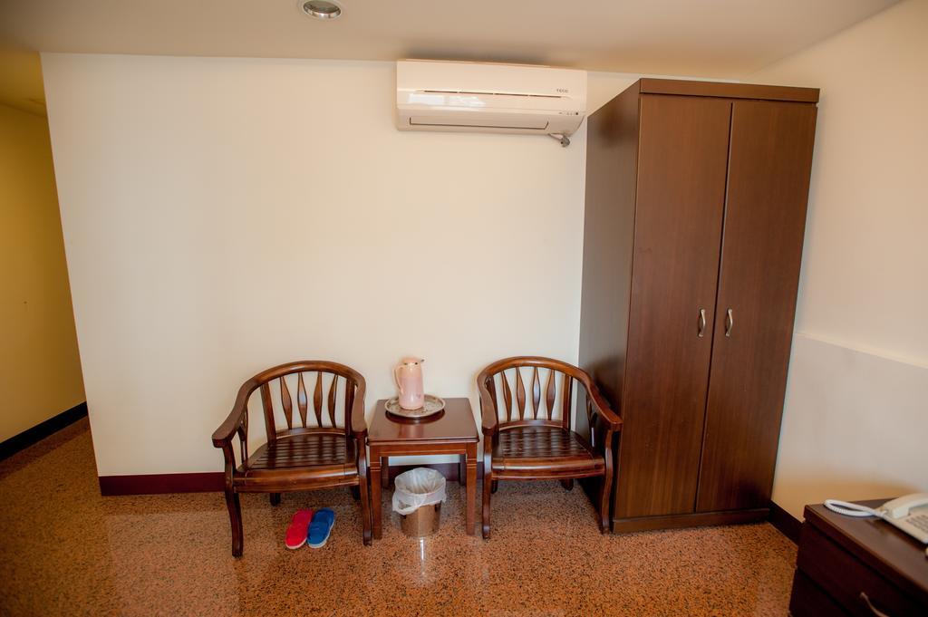 Chantai Hotel Хуалиен Сити Екстериор снимка