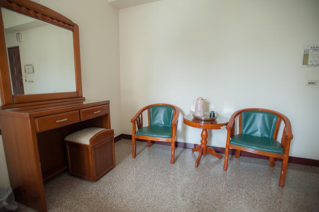 Chantai Hotel Хуалиен Сити Екстериор снимка