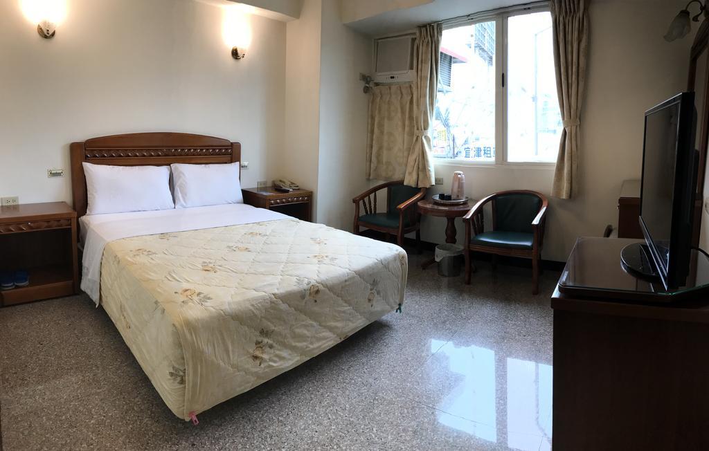 Chantai Hotel Хуалиен Сити Екстериор снимка
