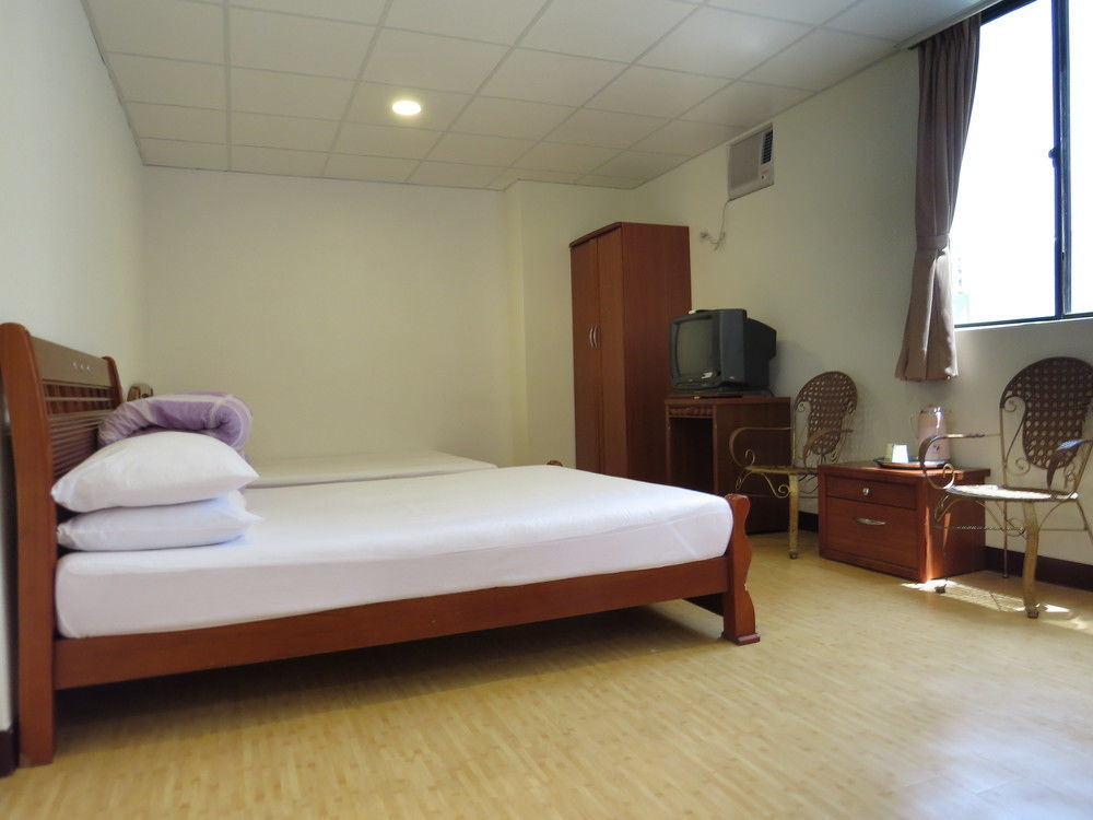 Chantai Hotel Хуалиен Сити Екстериор снимка