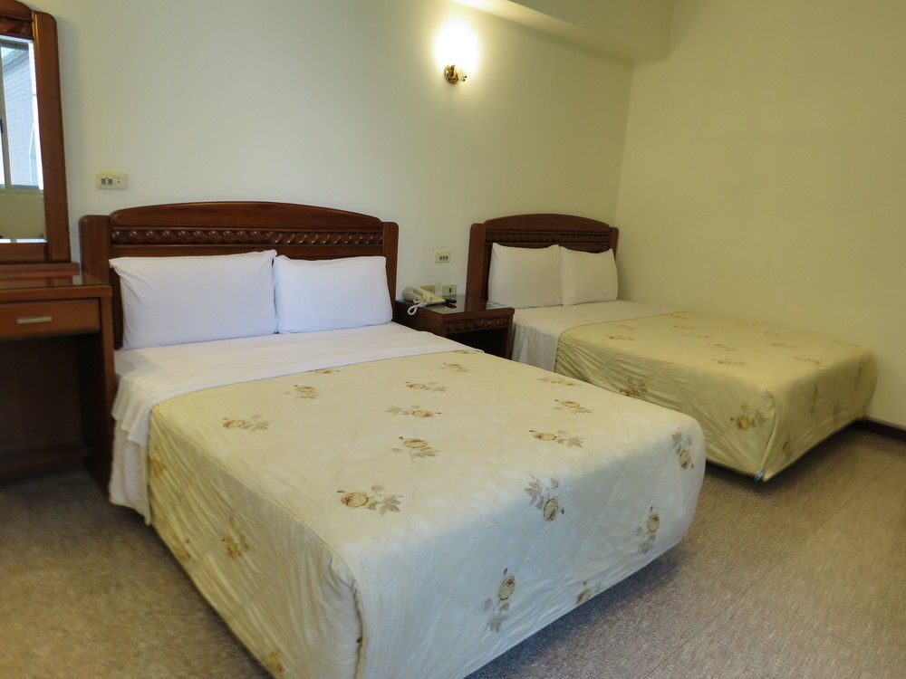 Chantai Hotel Хуалиен Сити Екстериор снимка